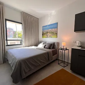 דירה White Door, חיפה